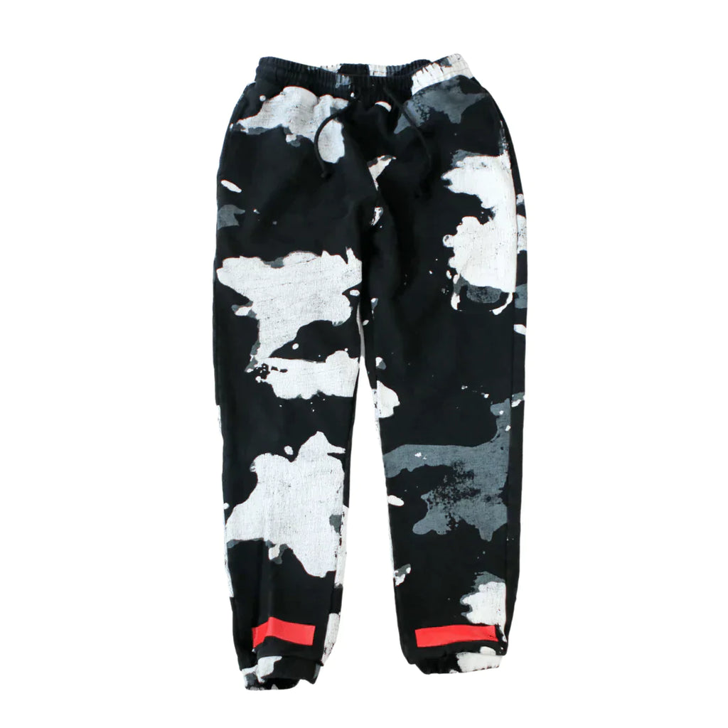 OFF WHITE DISTRESSED CAMO JOGGER,  Off-White, Thrifty Towel 